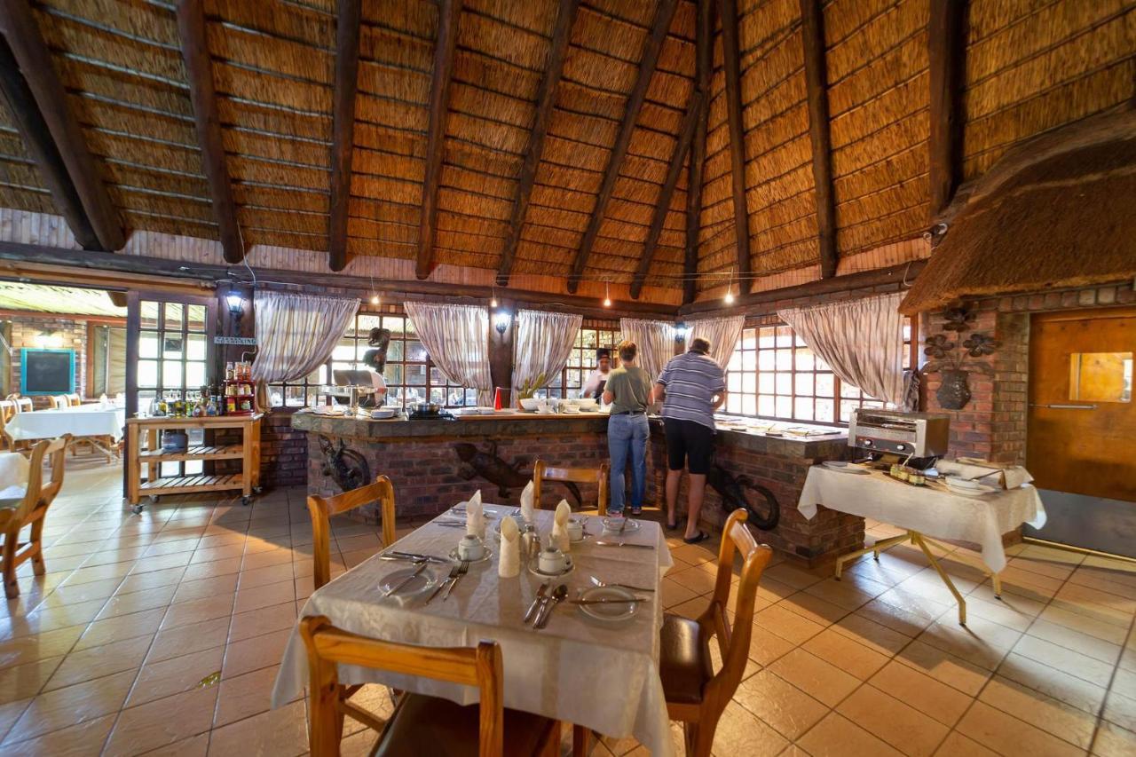Red Sands Country Lodge Kuruman Esterno foto