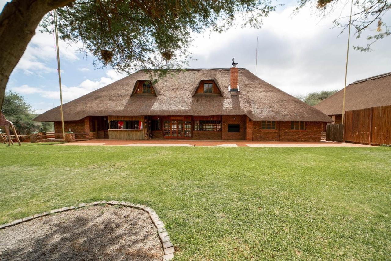 Red Sands Country Lodge Kuruman Esterno foto